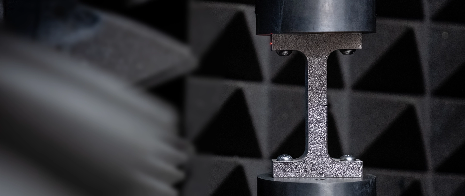 additive manufactured parts covered in metal powder
